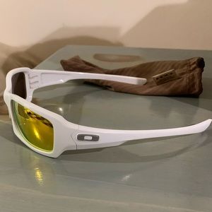 Oakley sunglasses